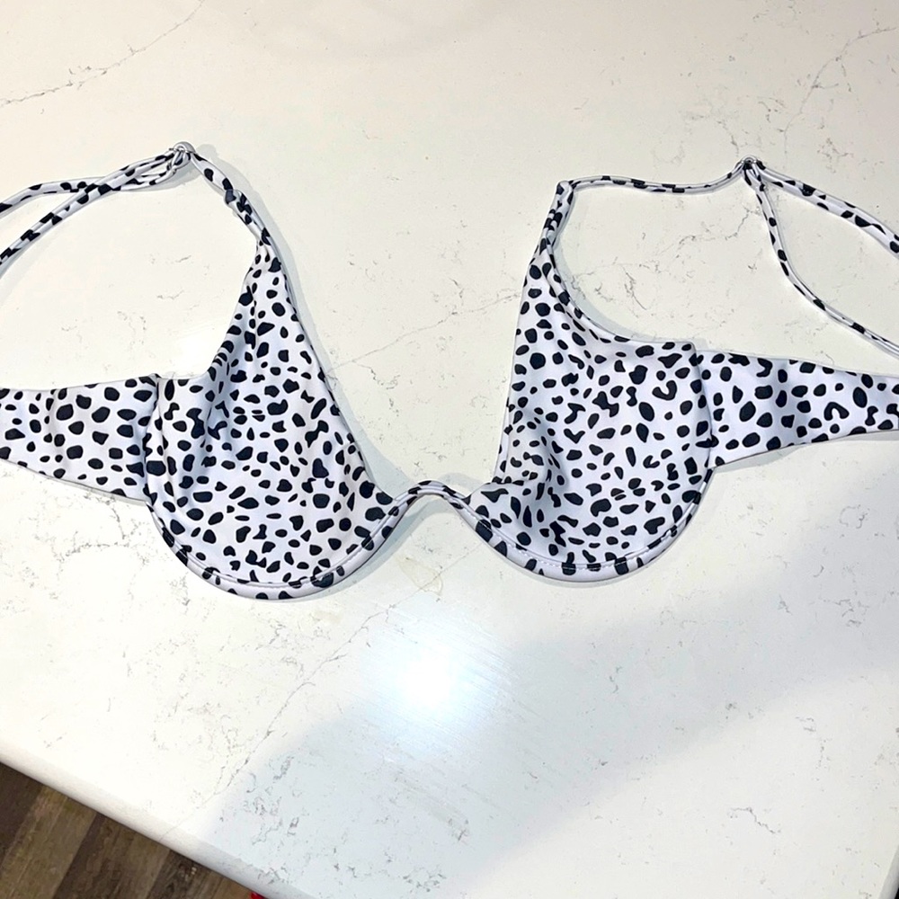 Bikini top